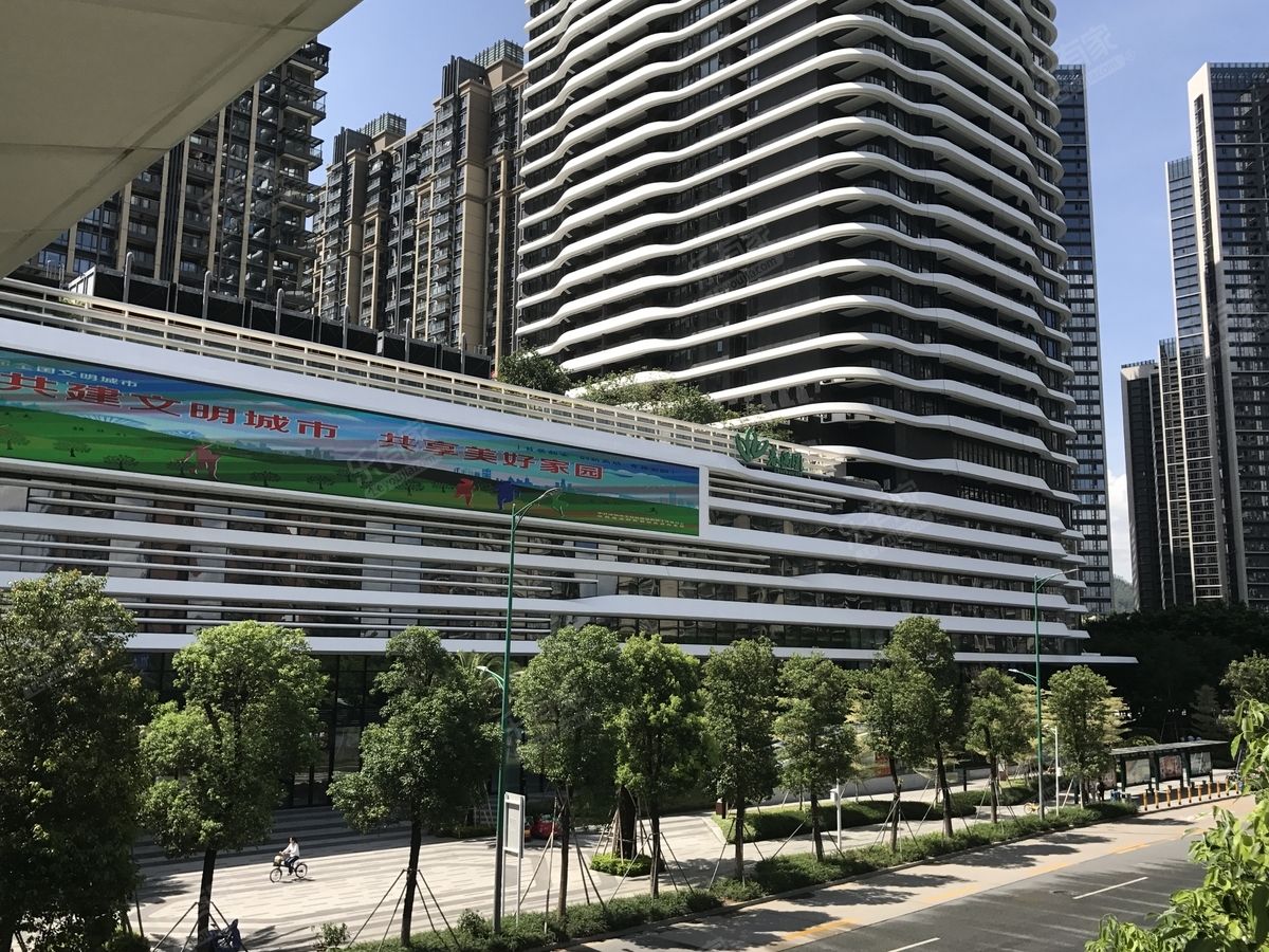 東莞市五點(diǎn)信息科技有限公司